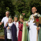 Pfarrer Matthias Steper und seine Sternsinger waren in Oberasbach unterwegs, um für die Opfer der Erdbebenkatastrophe zu sammeln